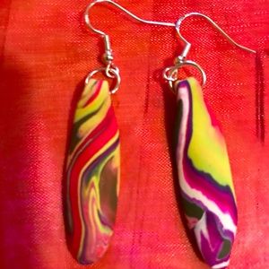 Magenta swirl polymer clay earrings